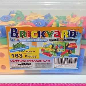 Brickyard STEM Construction Building Blocks 163 Piece Engineering Set Tub
